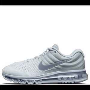 Nike womens Light Gray Athletic Shoes